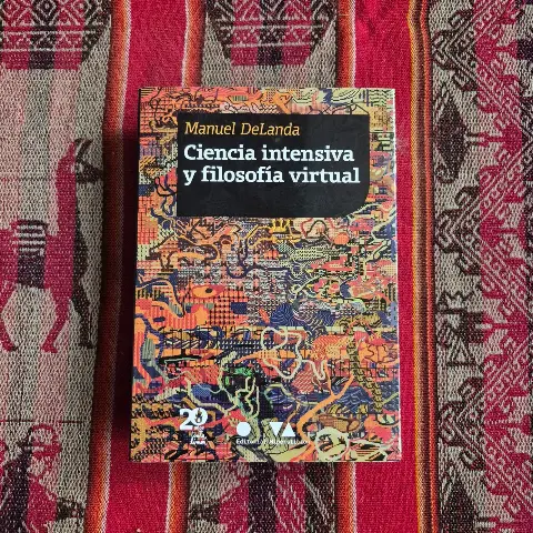 Ciencia intensiva y filosofía virtual