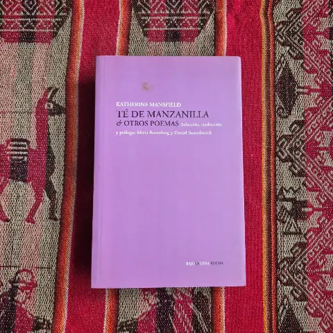 Té de manzanilla e otros poemas